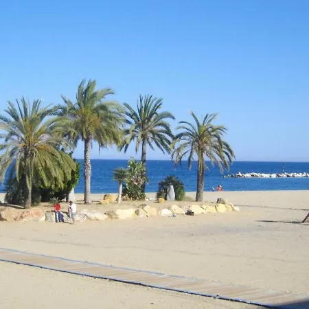 아파트 Homes Of Spain, Al Andalus Residencial Reda Con Vistas Piscina Y Wifi